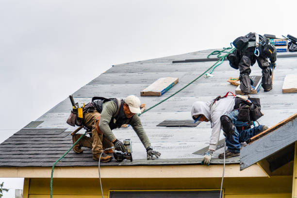 Professional Gutter Installation technician working in Sauquoit, NY